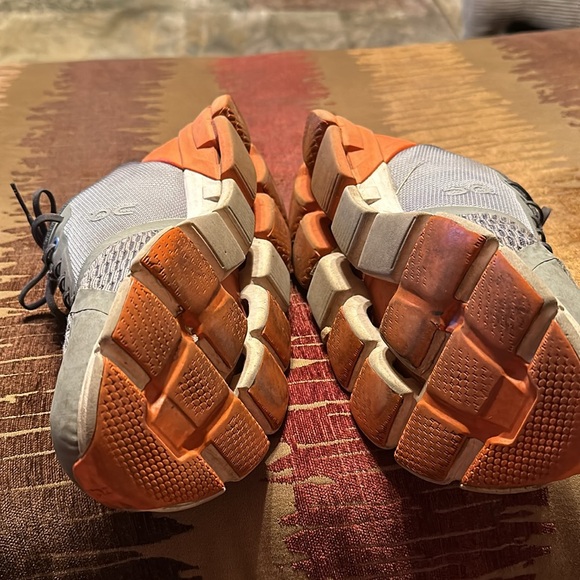 Dc  running shoes - Picture 2 of 7